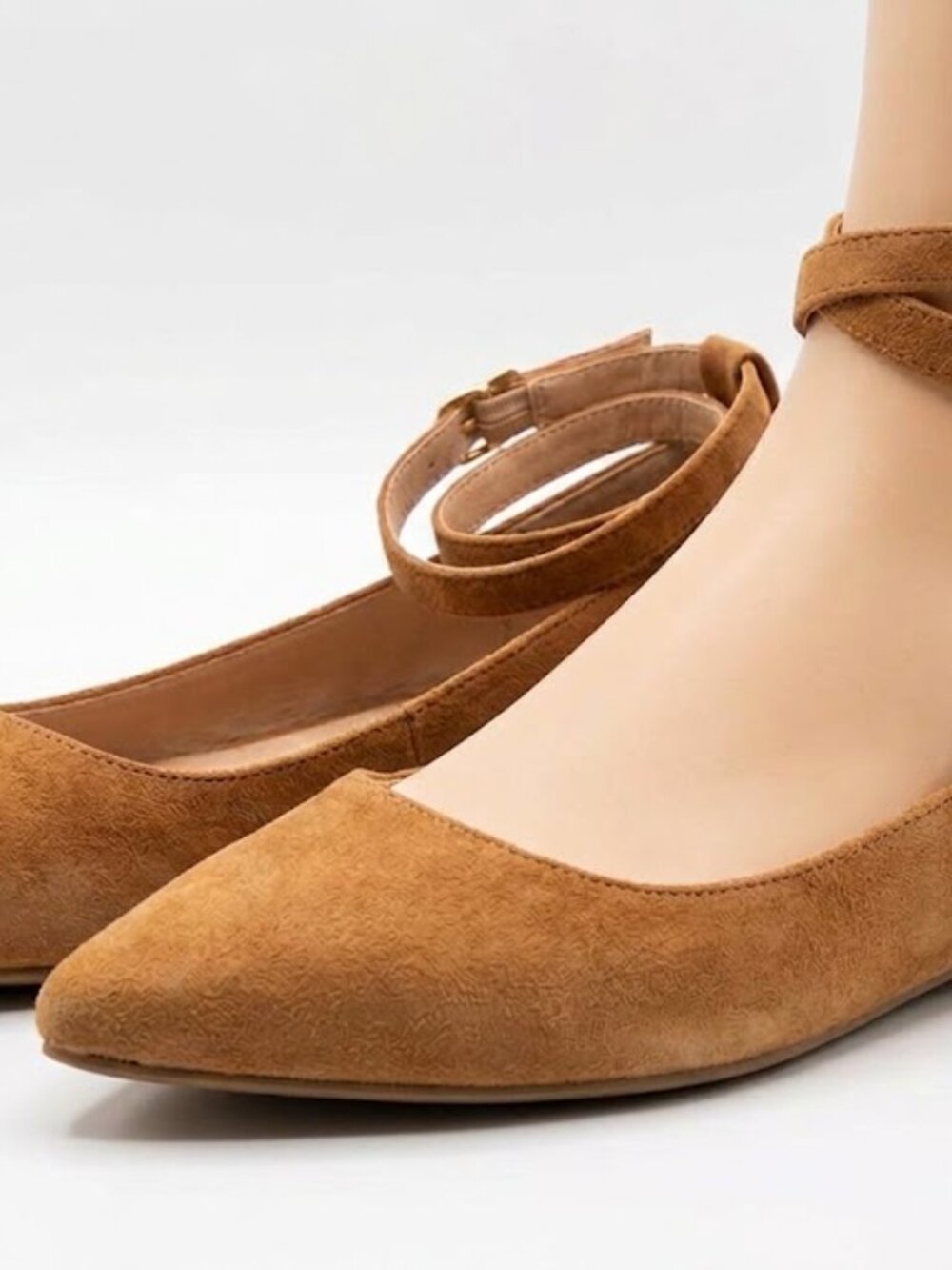 NIB Mila Lady Collection Tan Suede Pointed Toe Ankle Strap Flats 8 - Picture 3 of 9